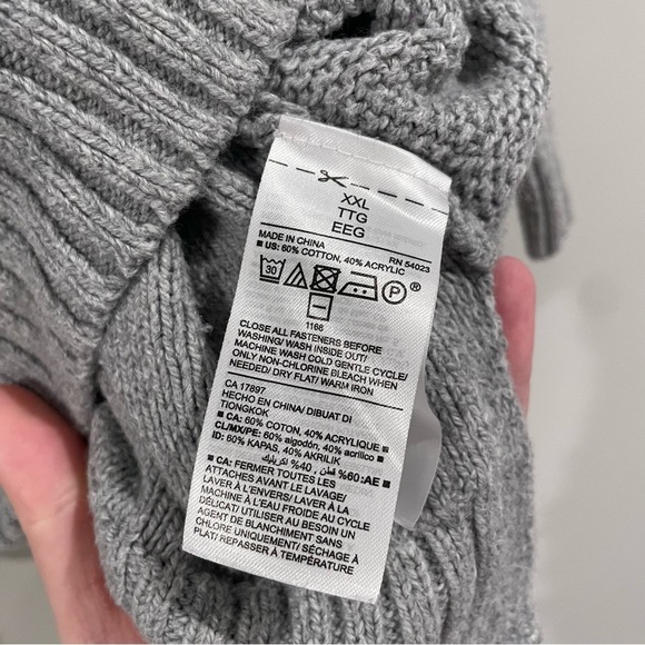 Old Navy Women’s Plus Size Lace Up Pullover Sweater - Neutral Gray, Size XXL - Picture 7 of 11